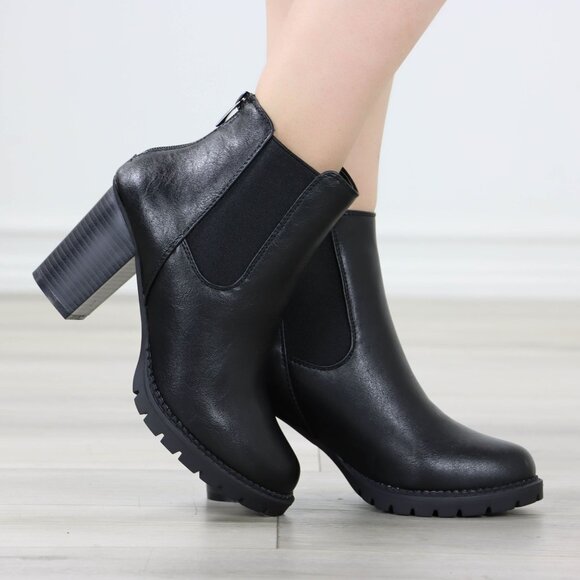 Womens Ankle Boots Lug Block Heel Black Synthetic Leather Round Toe Elastic Gore - Picture 2 of 13